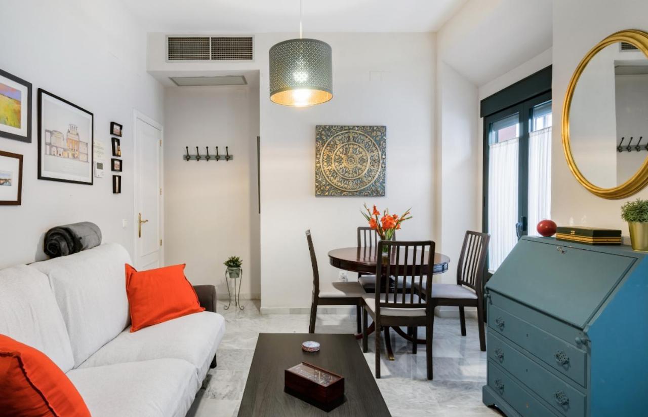 Casa San Martin Sevilla Luaran gambar