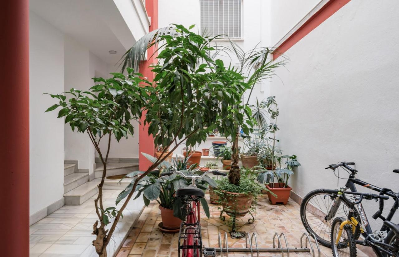 Casa San Martin Sevilla Luaran gambar